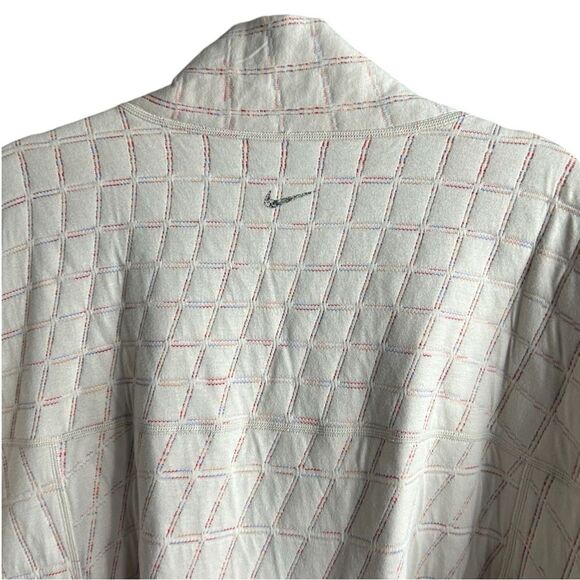 Nike Yoga Therma-FIT Luxe Women's Jacquard Quilted Jacket Reversible Size 1X - Picture 8 of 12